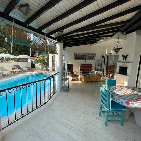 Villa Private 3 Bedroom Perfect Location *